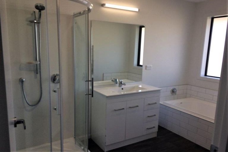 Photo of property in 28 Tyndall Street, Wanaka, 9305