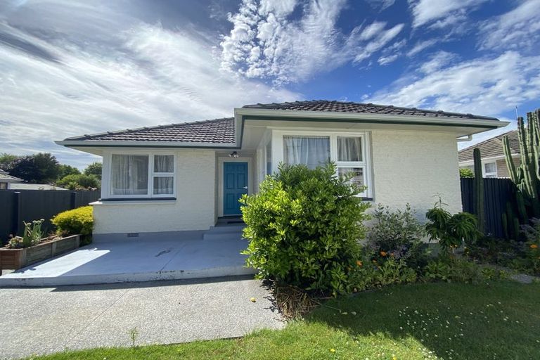 Photo of property in 1/6 Oakhurst Place, Russley, Christchurch, 8042