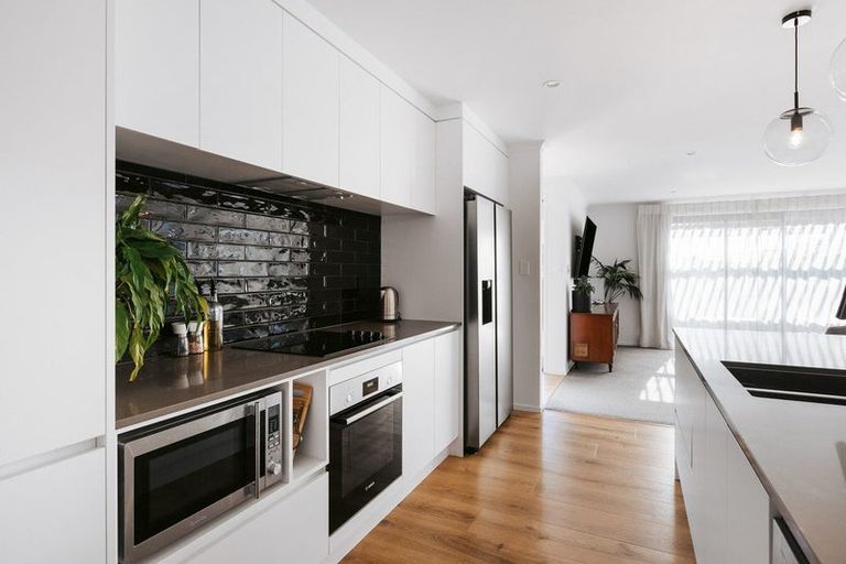 Photo of property in 55 Hills View Drive, Papamoa, 3118