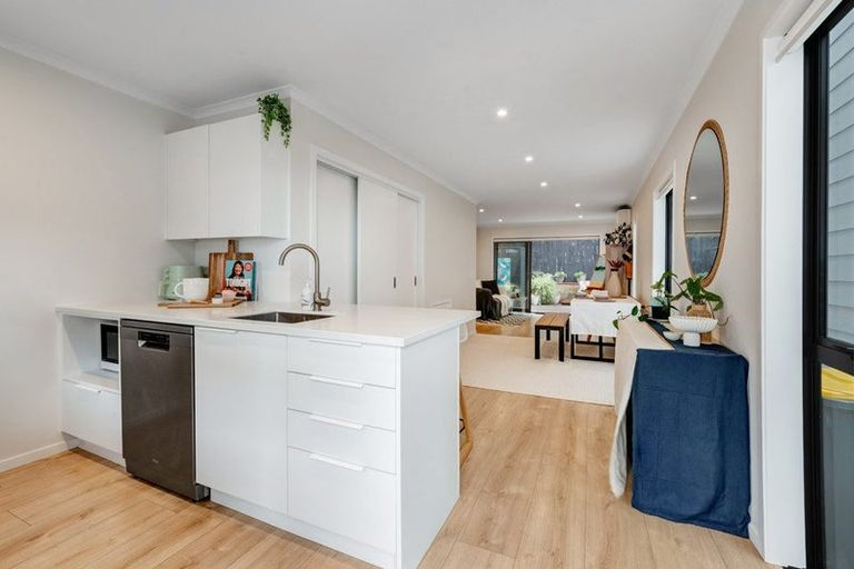 Photo of property in 12 Mata Lane, Stanmore Bay, Whangaparaoa, 0932