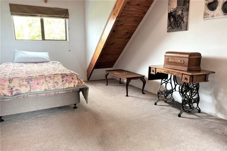 Photo of property in 411b Great South Road, Opaheke, Papakura, 2113