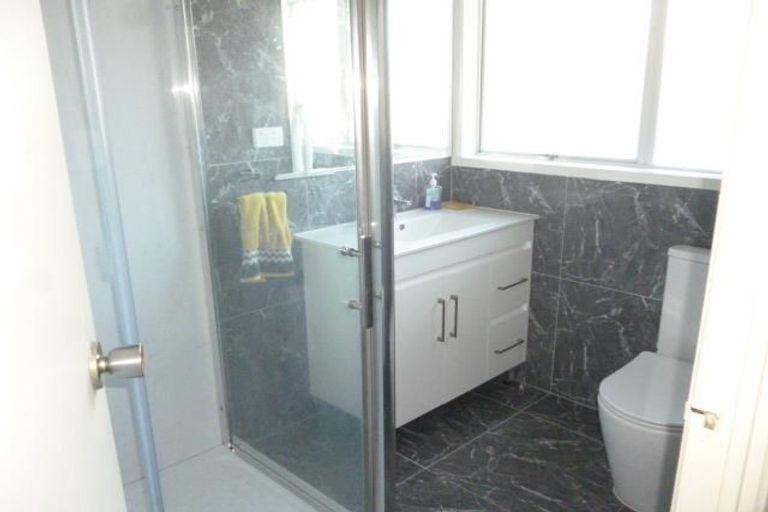 Photo of property in 52 Kurnell Drive, Botany Downs, Auckland, 2010