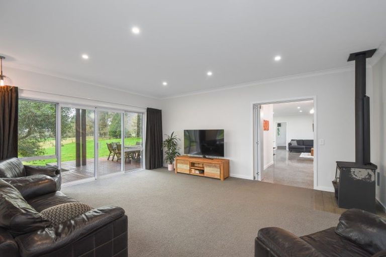 Photo of property in 297 Kaharoa Road, Hamurana, Rotorua, 3096
