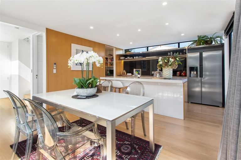 Photo of property in 457a Durham Street North, St Albans, Christchurch, 8014