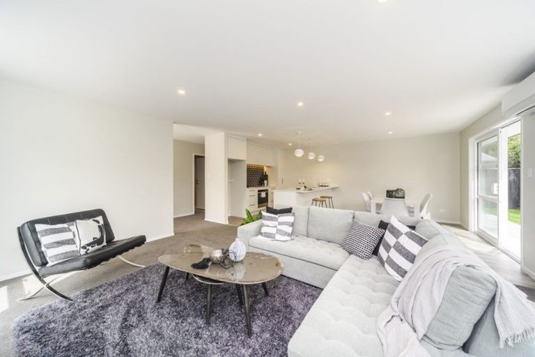 Photo of property in 74 Heretaunga Street, Palmerston North, 4414