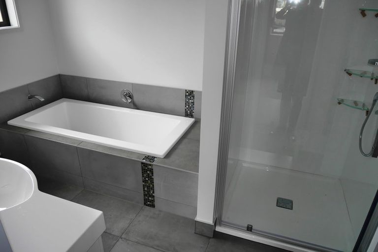 Photo of property in 12 Latimer Way, Petone, Lower Hutt, 5012