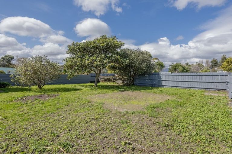 Photo of property in 18 Maire Street, Otaki, 5512