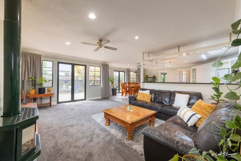 Photo of property in 29 Clearwater Terrace, Brown Owl, Upper Hutt, 5018