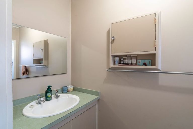 Photo of property in 10 Zealandia Street, Kensington, Whangarei, 0112