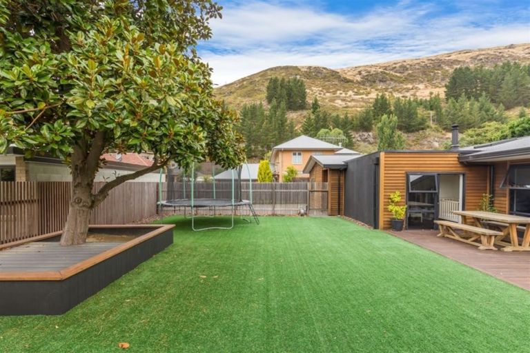 Photo of property in 36a Campbell Street, Sumner, Christchurch, 8081