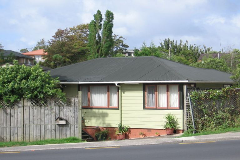 Photo of property in 127 Edmonton Road, Te Atatu South, Auckland, 0610