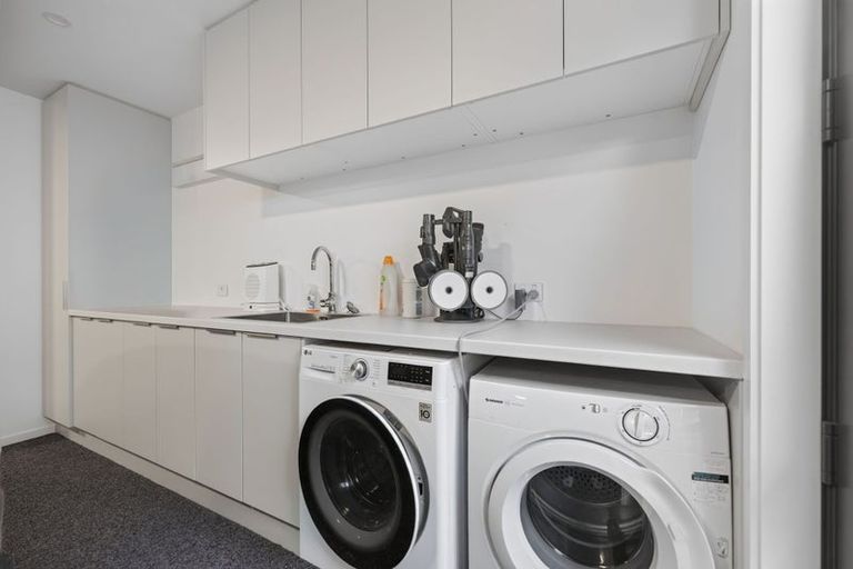 Photo of property in 26 Coopworth Road, Jacks Point, 9371