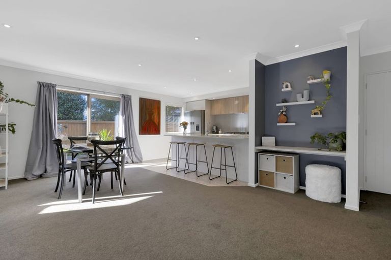 Photo of property in 19 Franklin Drive, Rangiora, 7400