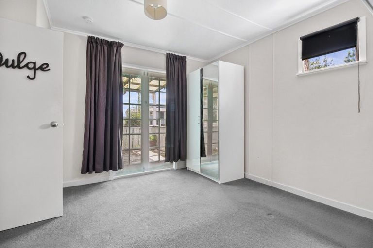 Photo of property in 14 Mardon Road, Enderley, Hamilton, 3214