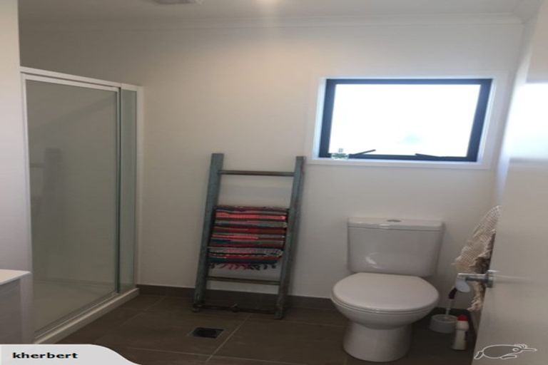 Photo of property in 22 Frank Gill Road, Hobsonville, Auckland, 0616