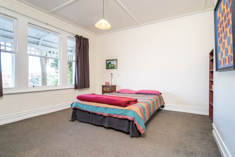 Photo of property in 16 Clifford Street, Dalmore, Dunedin, 9010