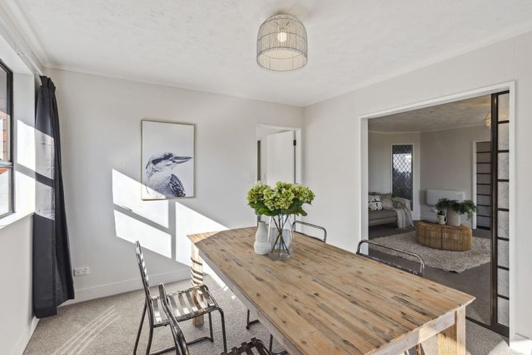 Photo of property in 29 Winara Avenue, Waikanae, 5036