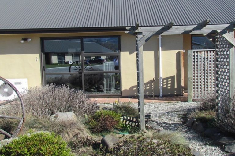 Photo of property in 33f Barry Avenue, Cromwell, 9310