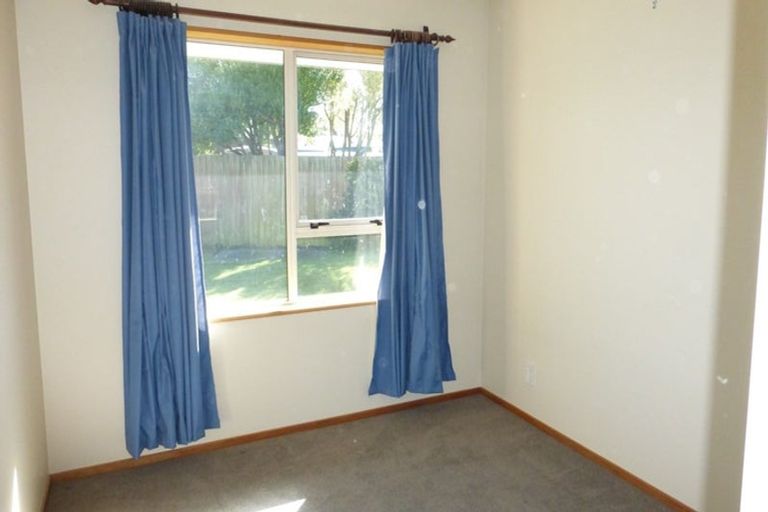 Photo of property in 4 Fuchsia Place, Halswell, Christchurch, 8025