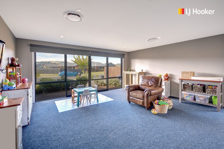 Photo of property in 13 Caledonia Drive, Mosgiel, 9024