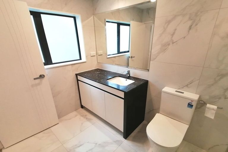 Photo of property in 20 Turutu Place, Long Bay, Auckland, 0630