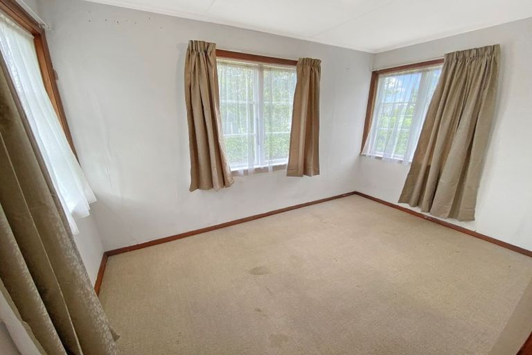 Photo of property in 33 Blighs Road, Bryndwr, Christchurch, 8053