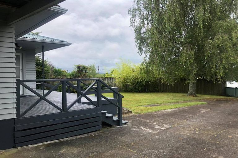 Photo of property in 3 Liane Place, Mangakakahi, Rotorua, 3015