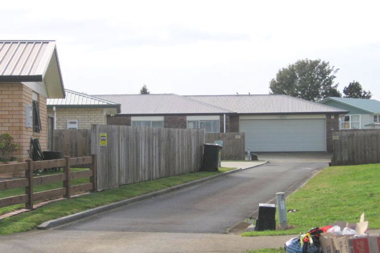 Photo of property in 30 Catalina Drive, Melville, Hamilton, 3206