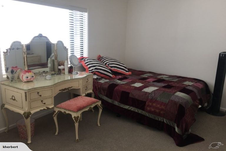 Photo of property in 22 Frank Gill Road, Hobsonville, Auckland, 0616