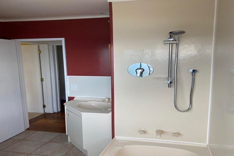 Photo of property in 23 Pine Grove, Tairua, 3508