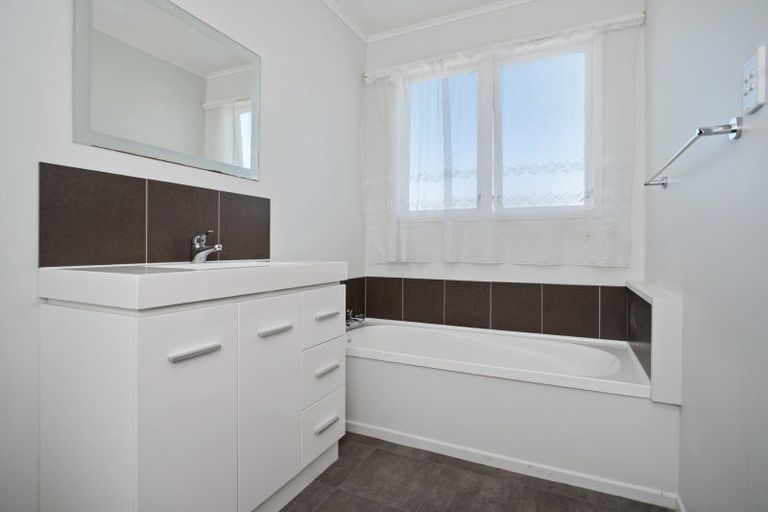 Photo of property in 11a Barrow Place, Te Puke, 3119