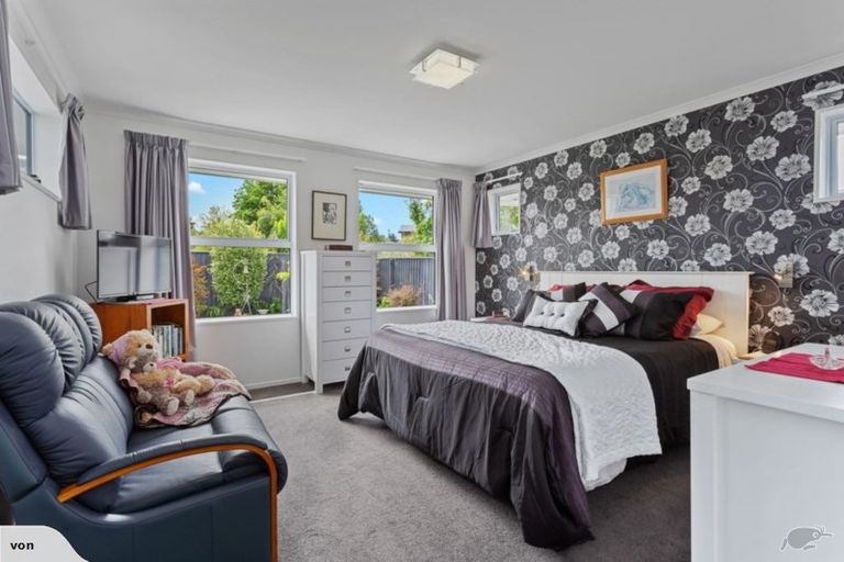 Photo of property in 22 Wineberry Avenue, Amberley, 7410