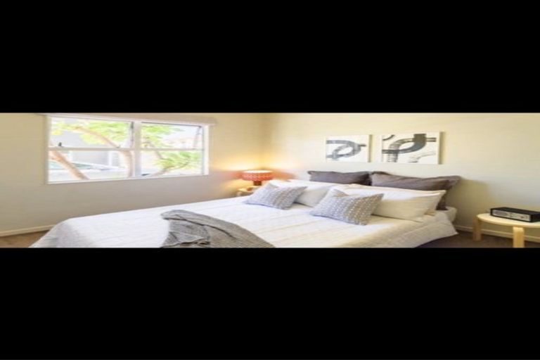 Photo of property in 2/306 Evans Bay Parade, Hataitai, Wellington, 6021