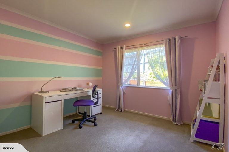 Photo of property in 30 Bradnor Meadows Drive, Swanson, Auckland, 0612