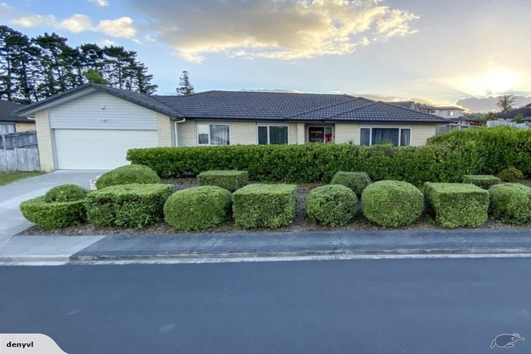 Photo of property in 30 Bradnor Meadows Drive, Swanson, Auckland, 0612