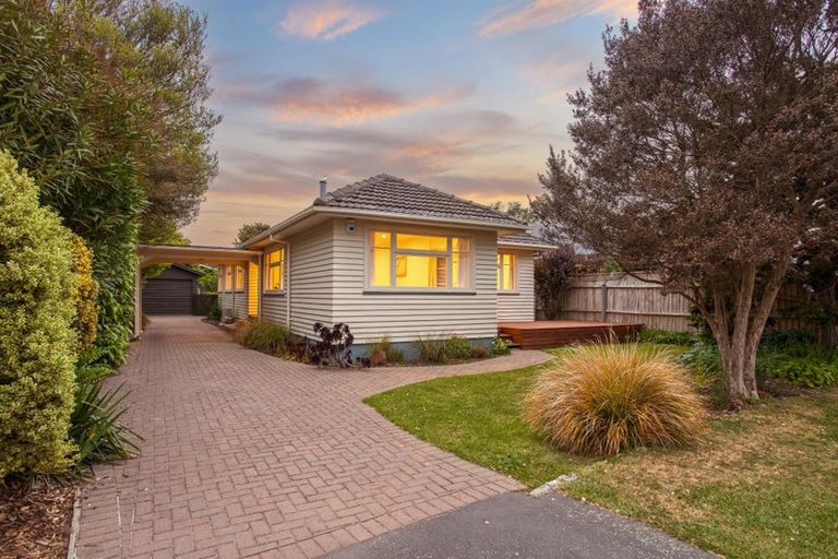Photo of property in 116 Riverlaw Terrace, Saint Martins, Christchurch, 8022