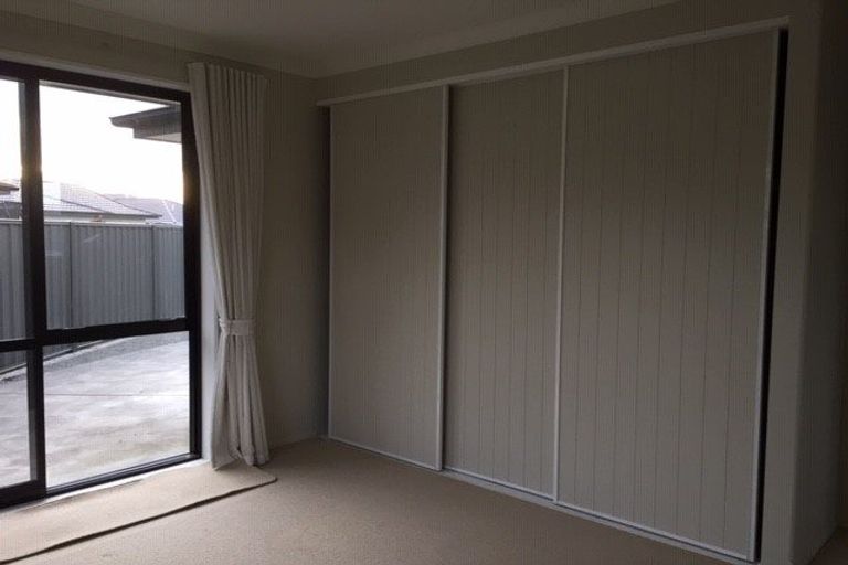 Photo of property in 12 Pukaki Place, Poraiti, Napier, 4112