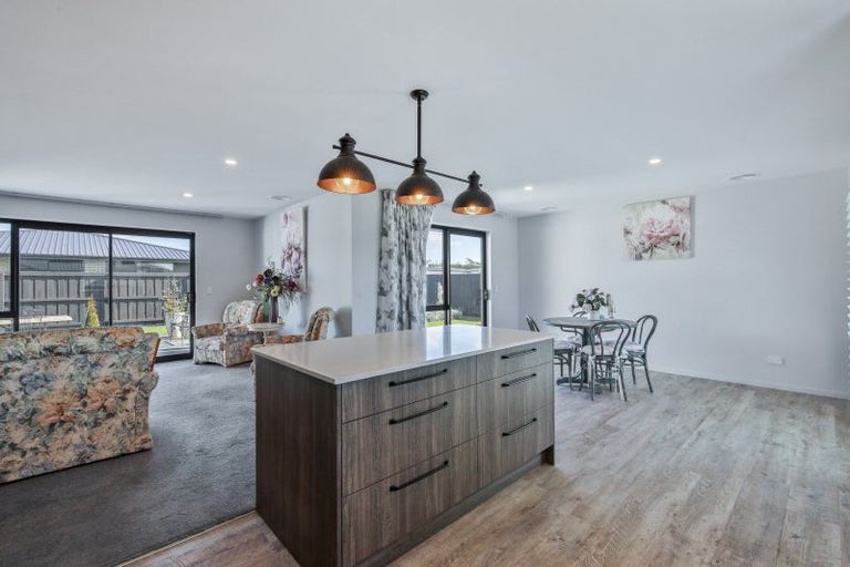 Photo of property in 4 Marcoola Drive, Rolleston, 7614