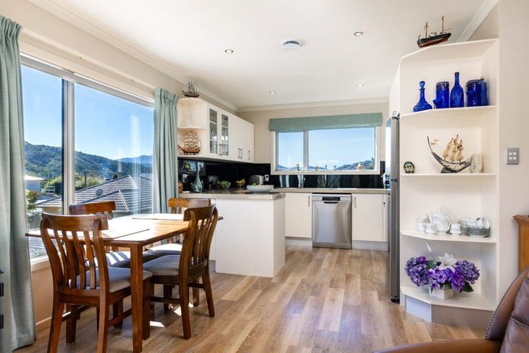 Photo of property in 255 Waikawa Road, Waikawa, Picton, 7220