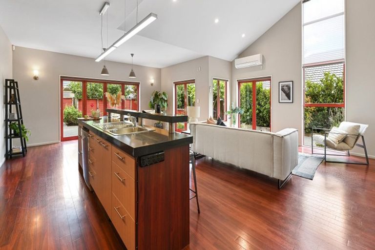 Photo of property in 86 Milns Road, Halswell, Christchurch, 8025