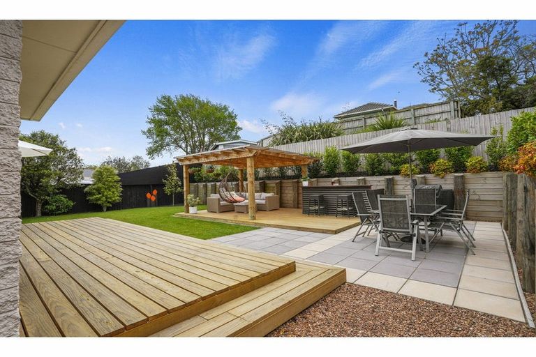 Photo of property in 18 Trina Place, Shirley, Christchurch, 8061