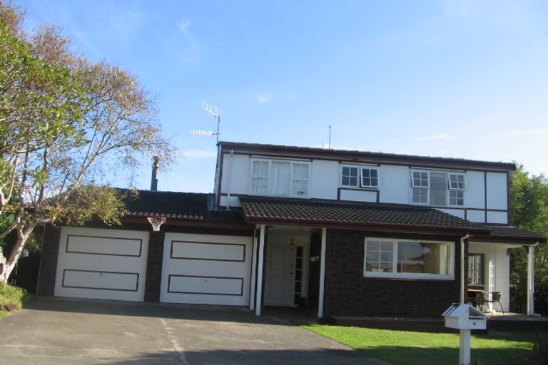 Photo of property in 4 Cabin Lane, Whitby, Porirua, 5024