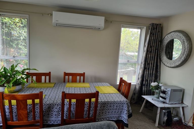 Photo of property in 17 Mckellar Place, Hornby, Christchurch, 8042