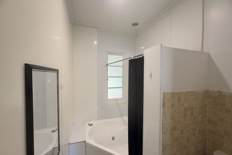 Photo of property in 11 Queen Street, Wairoa, 4108