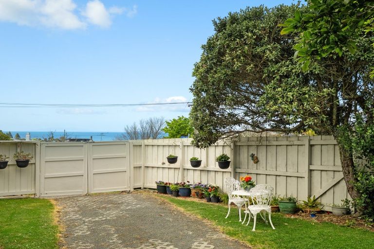Photo of property in 1/9 Nigel Road, Browns Bay, Auckland, 0630