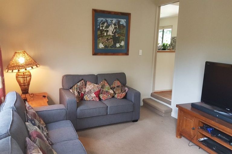 Photo of property in 3 Marendellas Drive, Bucklands Beach, Auckland, 2014