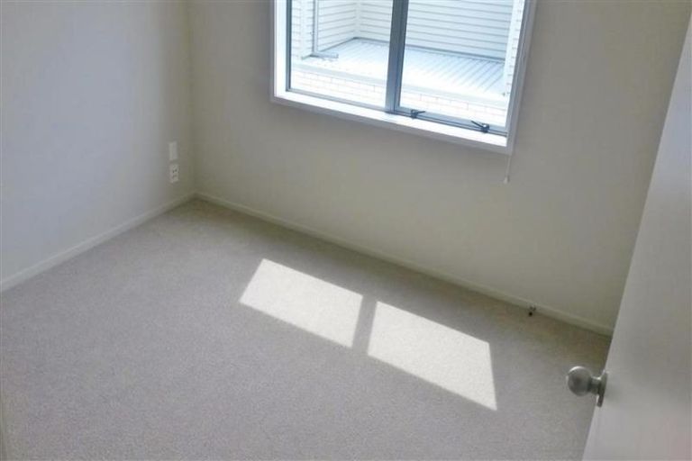 Photo of property in 9 Station Street, Hobsonville, Auckland, 0616