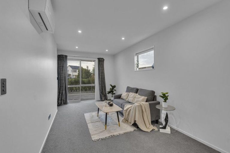 Photo of property in 17 Air Race Lane, Halswell, Christchurch, 8025