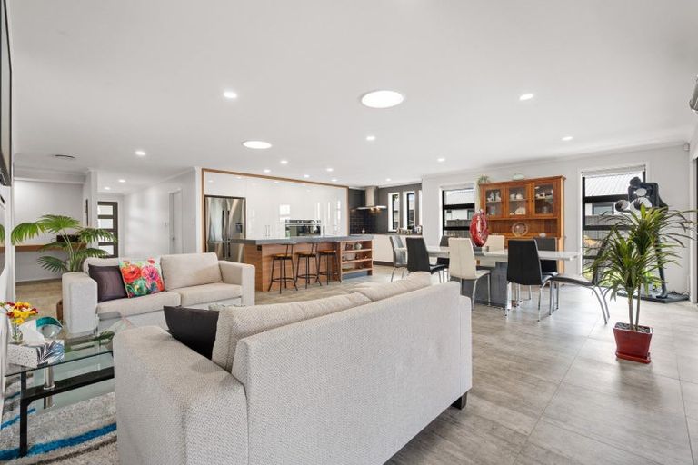 Photo of property in 59 Stace Hopper Drive, One Tree Point, 0118