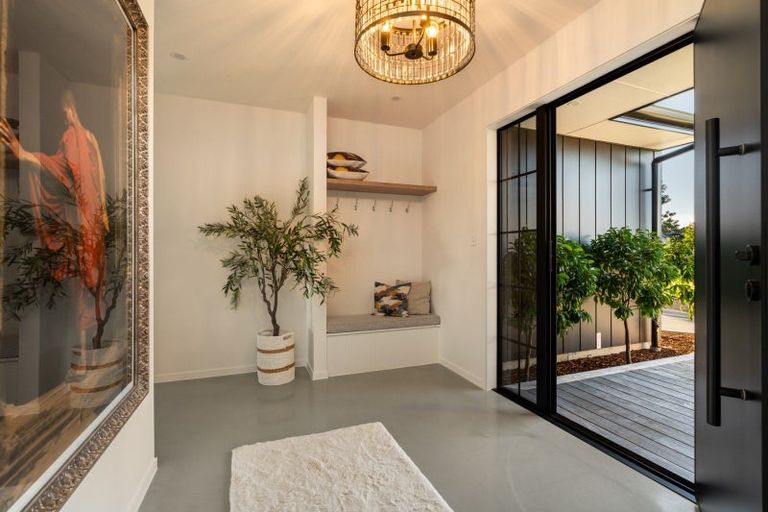 Photo of property in 10 Saint Thomas Avenue, Pyes Pa, Tauranga, 3112